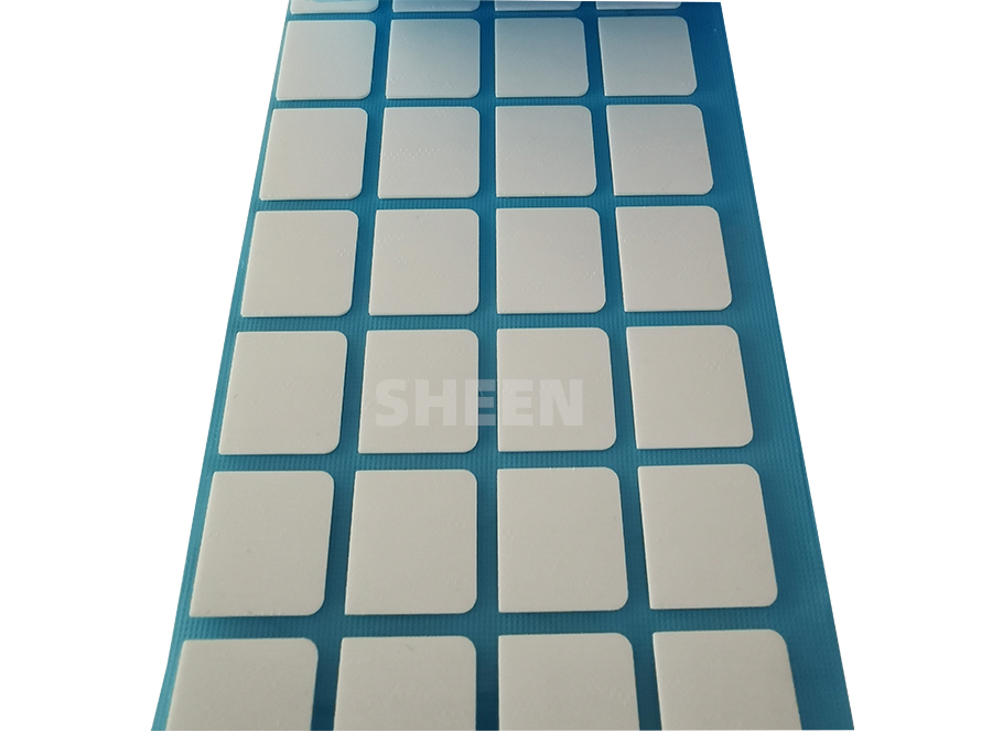 無(wu)矽導熱(rè)墊片