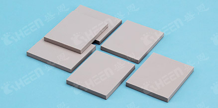 無矽導熱墊(nian)片