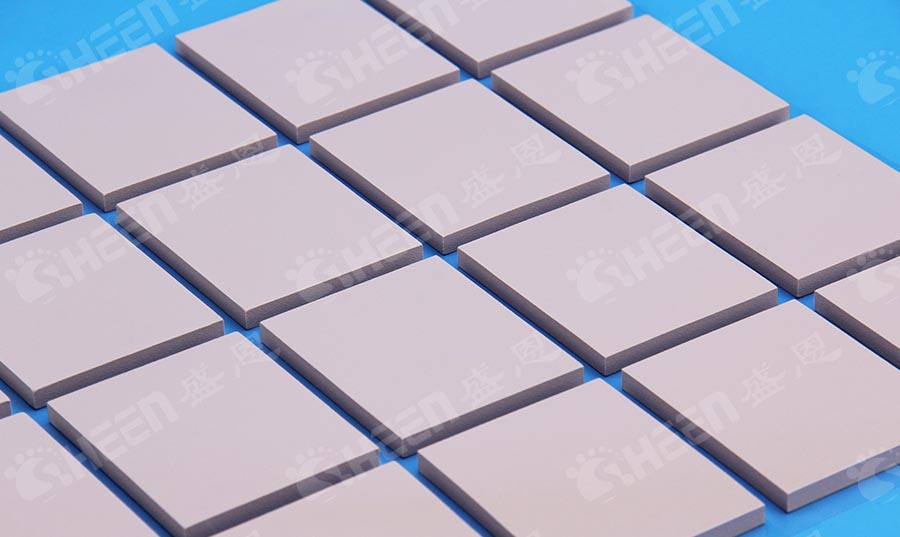 電動(dong)汽車熱管理(li)的革新：導熱(rè)矽膠墊的關(guan)鍵作用