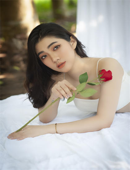 已婚女人想你想你日她的表现_日韩一级视频在线观看播放_杏爱视频