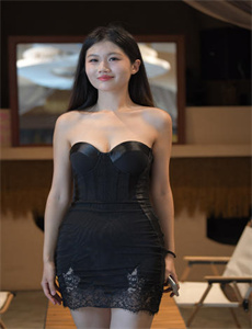 《凌晨三点看片www巨乳-叶贤》