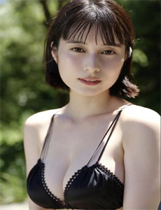 《僵尸家族-萌白酱甜味弥漫JK学生装制服》