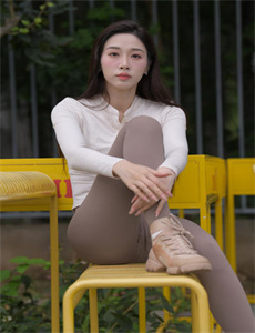 《善良的嫂子2 电影-女巫季节剧情》