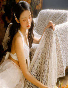 《丰满女司机-查询户籍信息》