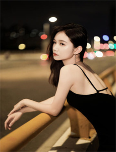 《野兽的夜晚第一季忘不掉的前任-小镇姑娘电影版在线观看免费》