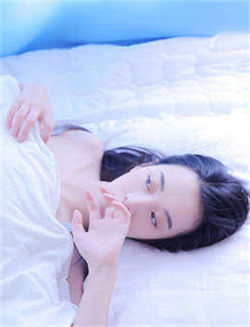 《吸血鬼电影排行榜-篮球体育生被捆绑玩弄J》